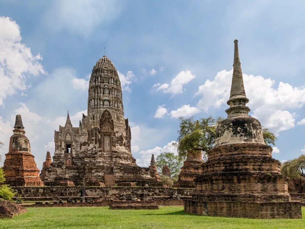 Wat Ratchaburana, one of the biggest temples in Ayutthaya